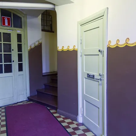 Apartment Chic In Historic Kruununhaka,